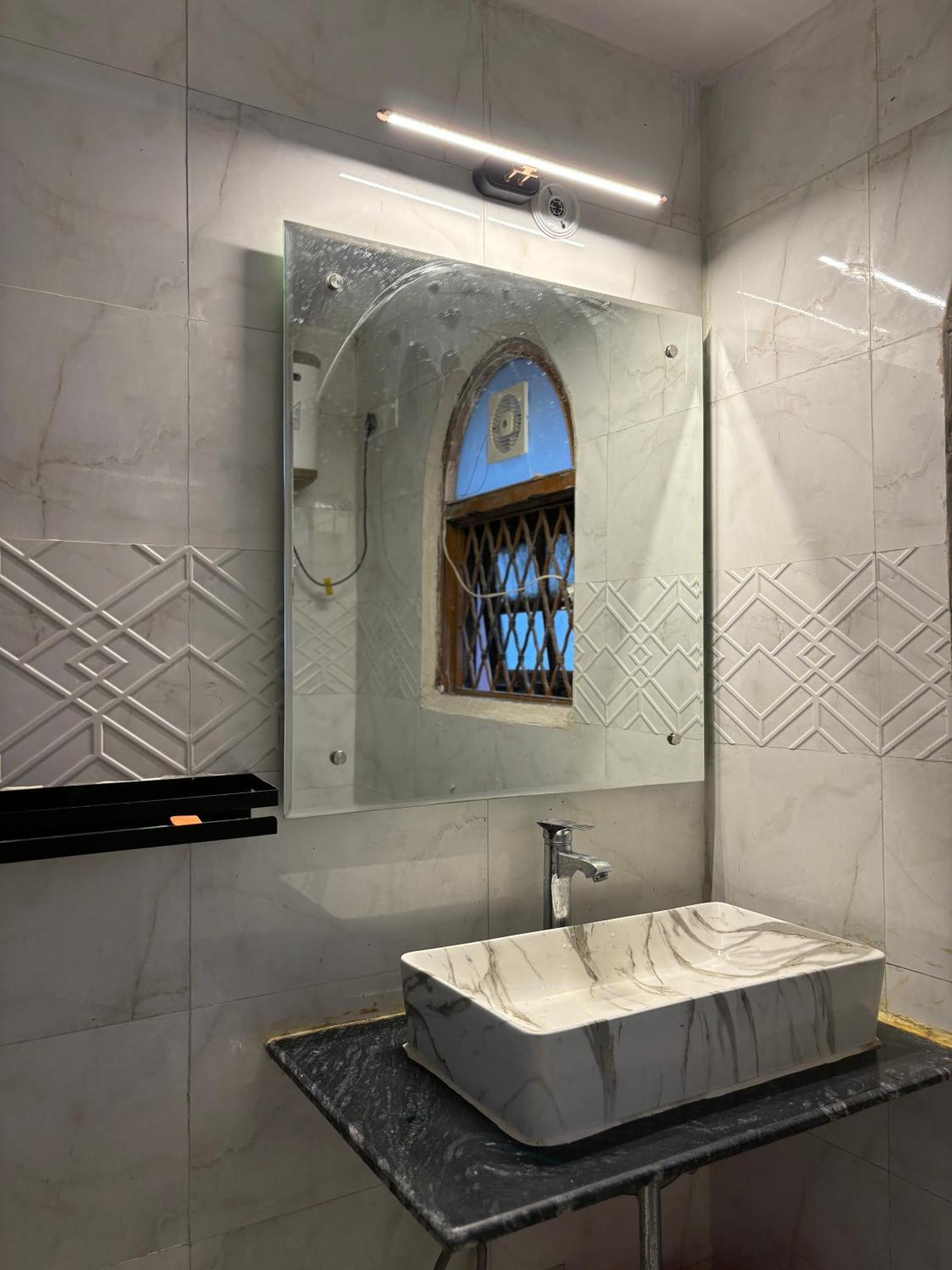 Atharva'S Homestay By Goaround Homes - Nehru Enclave Metro, South Delhi Nueva Delhi Exterior foto