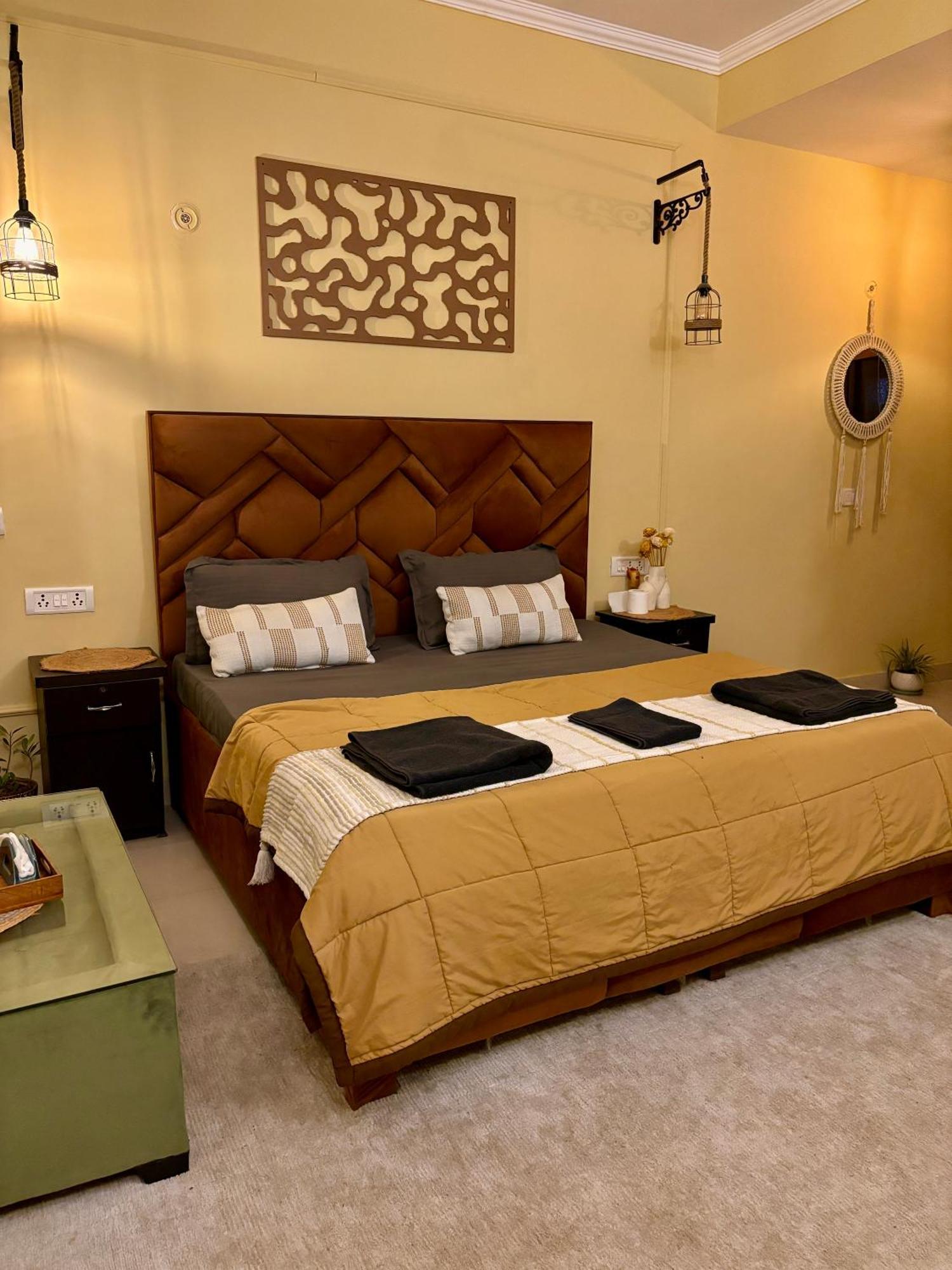 Atharva'S Homestay By Goaround Homes - Nehru Enclave Metro, South Delhi Nueva Delhi Exterior foto