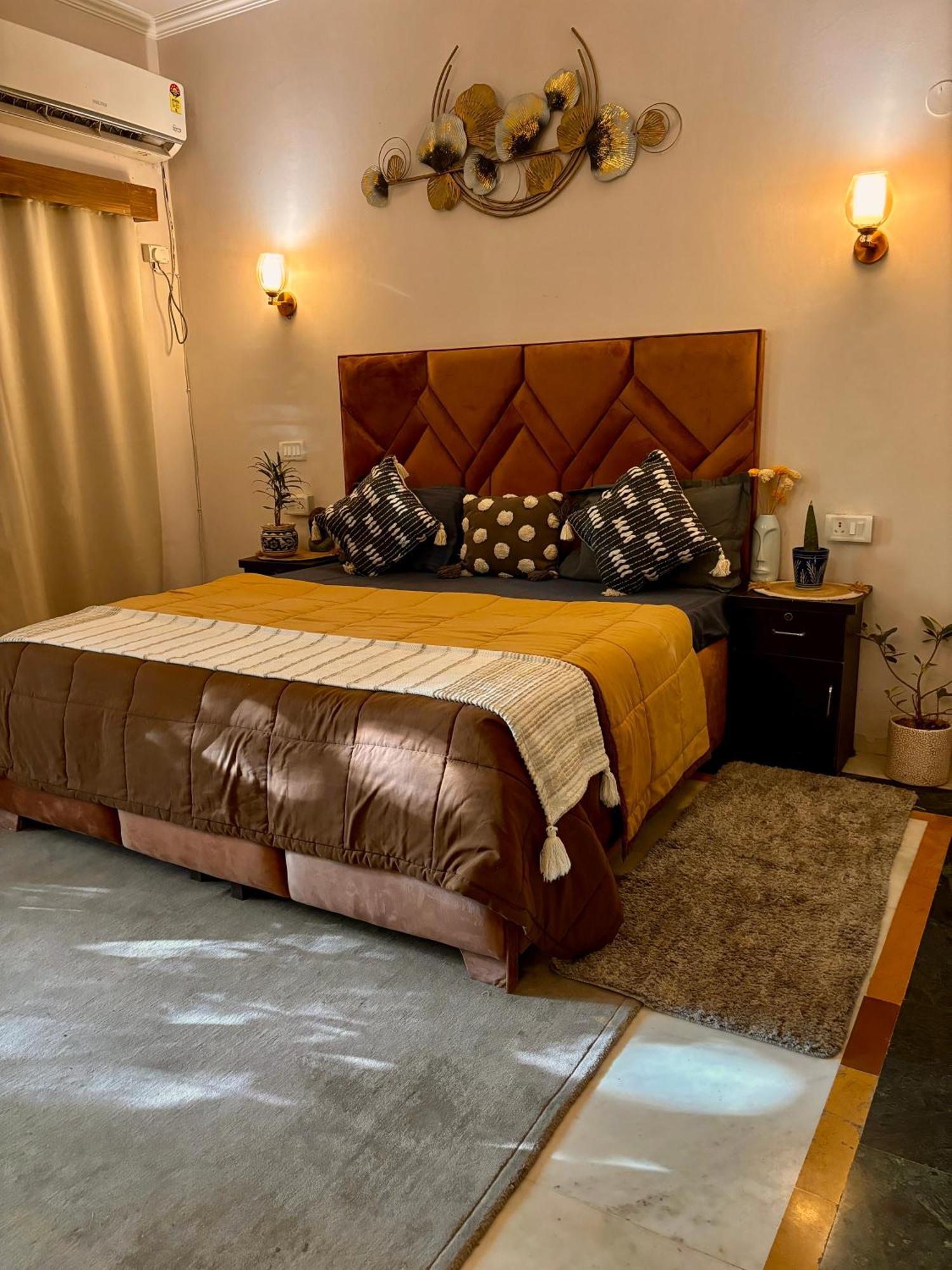 Atharva'S Homestay By Goaround Homes - Nehru Enclave Metro, South Delhi Nueva Delhi Exterior foto