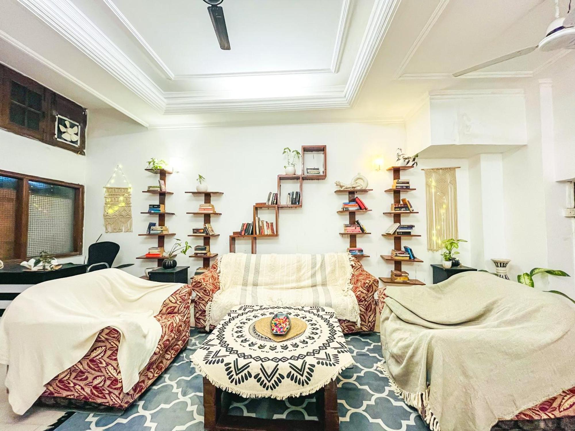 Atharva'S Homestay By Goaround Homes - Nehru Enclave Metro, South Delhi Nueva Delhi Exterior foto